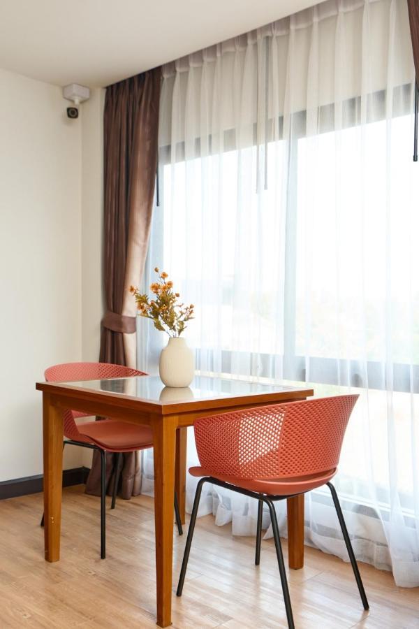 Be Phrasingh Hotel Chiang Mai Esterno foto